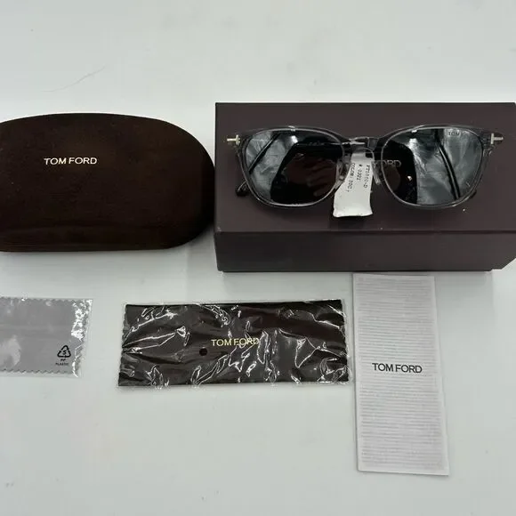 Unisex Tom Ford sunglasses TF1040D 20 C 52818140–2 made in Italy smoke/black - Picture 3 of 11